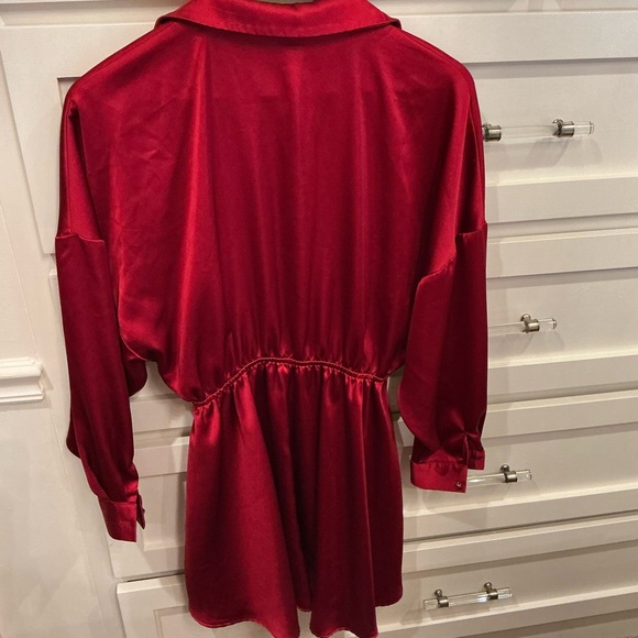Zara Vibrant Red Satin dress - Picture 6 of 6